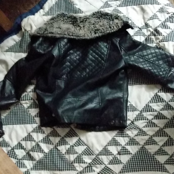 Leather jacket - Picture 3 of 4